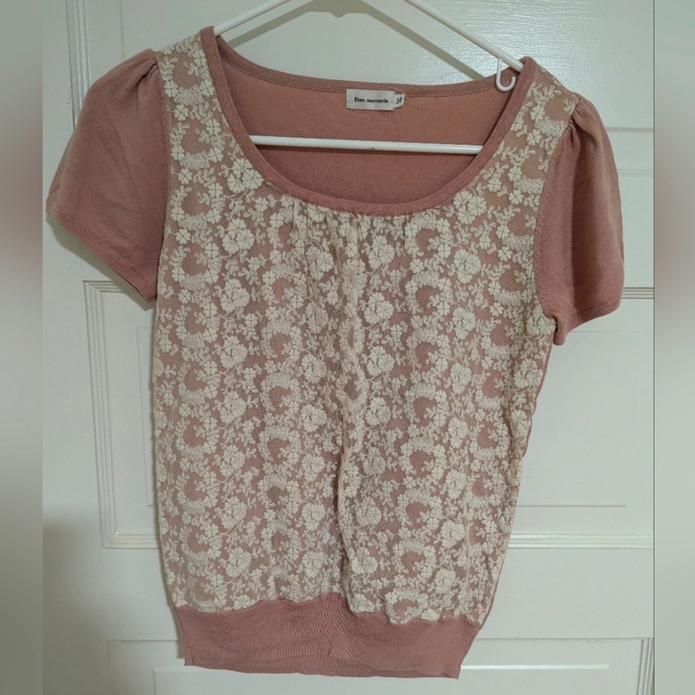 Pink Lace Women's Short Sleeve Top, Size Medium